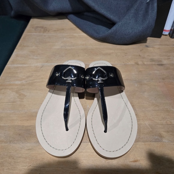 Kate Spade Black Sandals - NEW - Size 6 - Picture 3 of 7